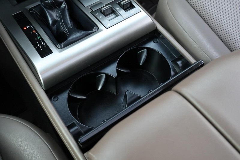 2017 Lexus GX 460 photo 39