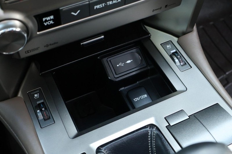 2017 Lexus GX 460 photo 41