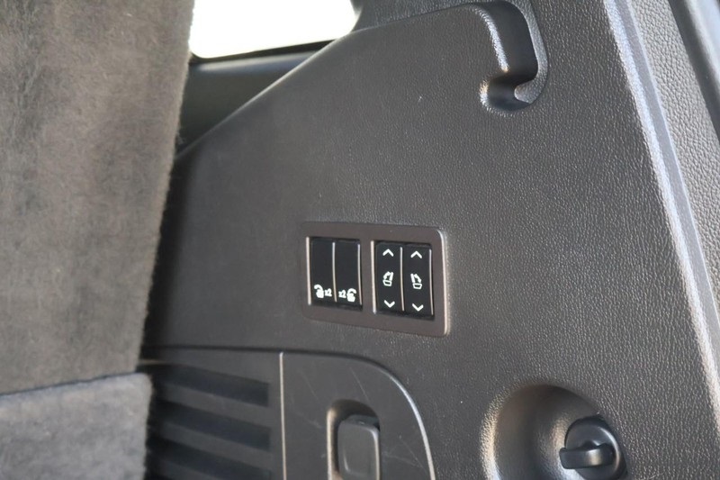 2018 Chevrolet Tahoe LT photo 9