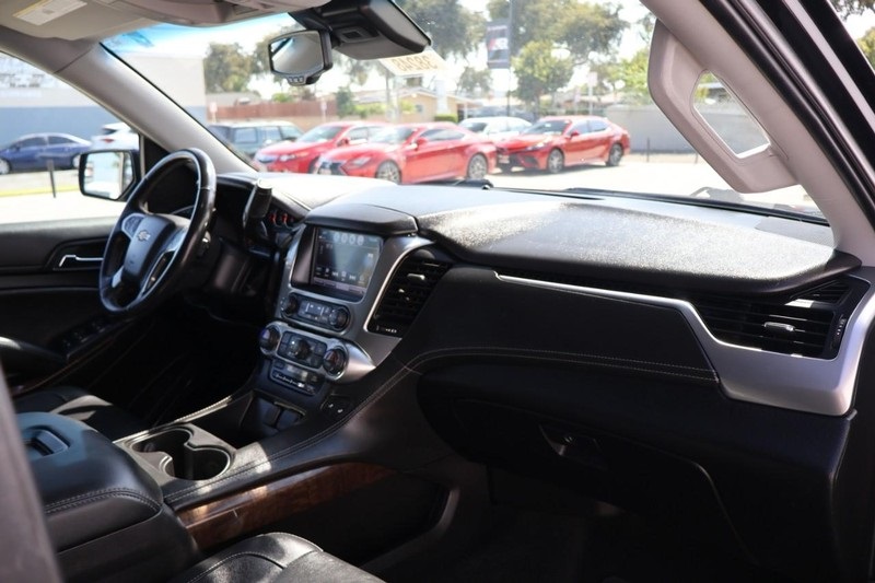 2018 Chevrolet Tahoe LT photo 24