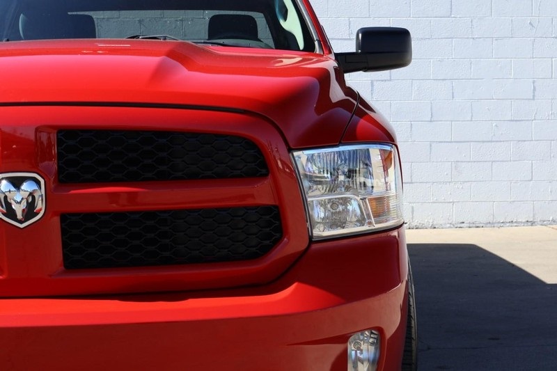 2018 Ram 1500 Express photo 3