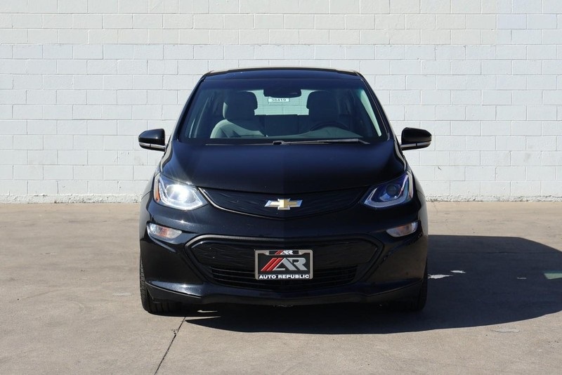 2021 Chevrolet Bolt EV photo 2