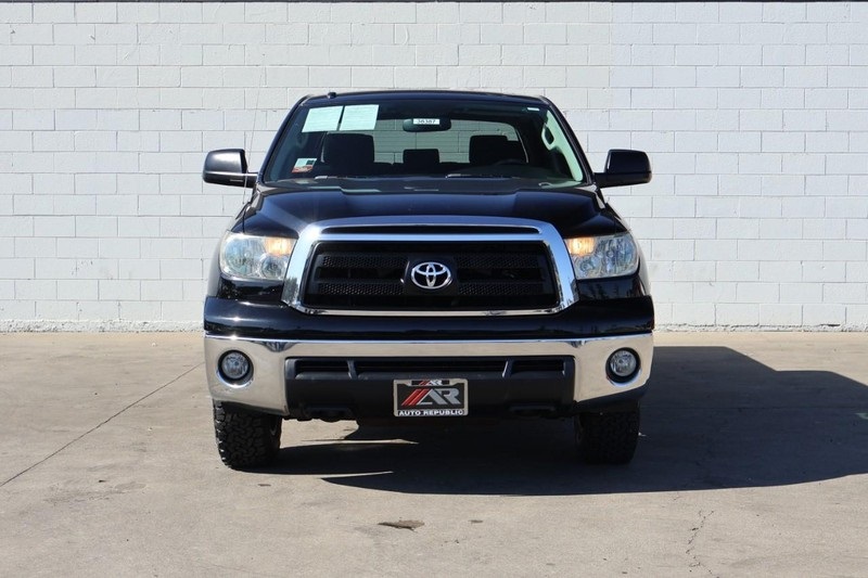 2013 Toyota Tundra SR5 photo 2