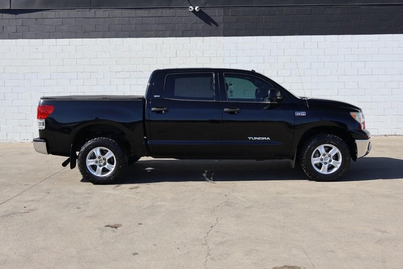 2013 Toyota Tundra SR5 photo 4