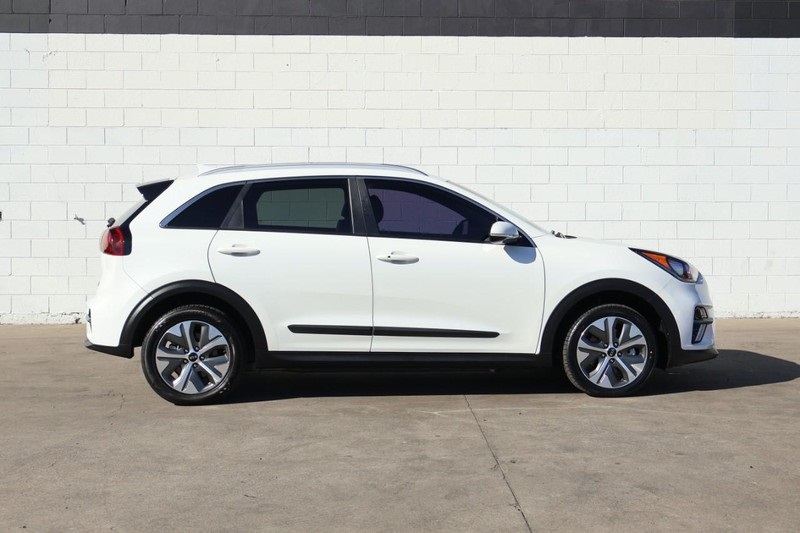 2019 Kia Niro EV EX photo 3