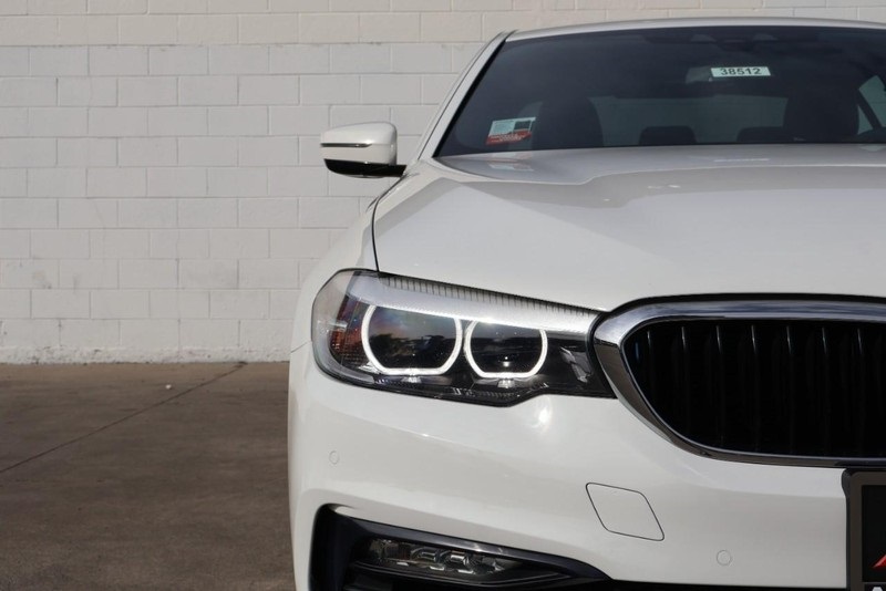 2018 Bmw 530e 5-Series photo 2