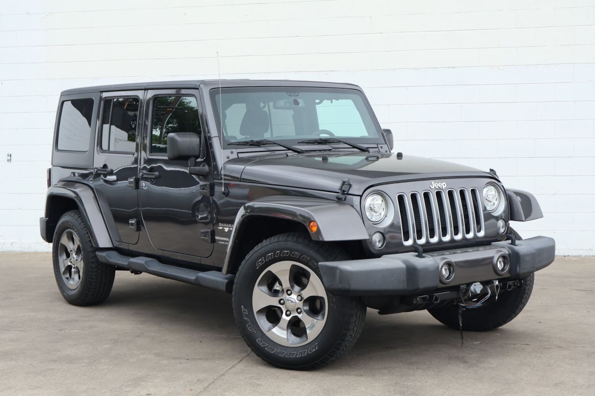 2018 Jeep Wrangler Sahara's photo