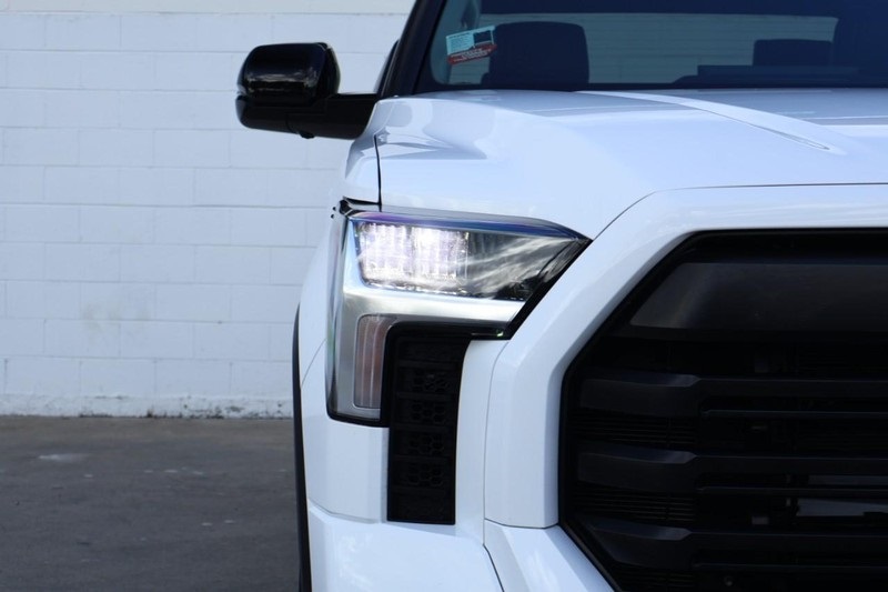 2024 Toyota Tundra Limited photo 3