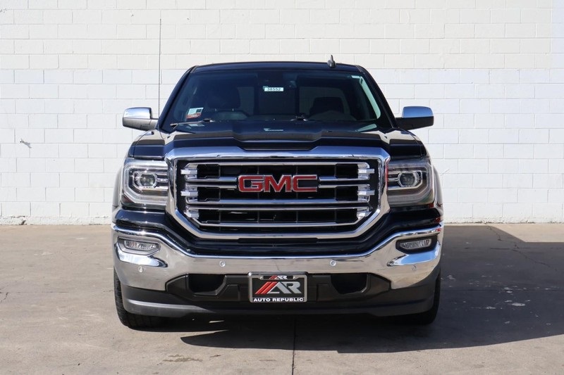 2018 Gmc Sierra 1500 SLT photo 2