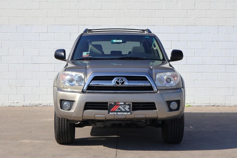 2008 Toyota 4Runner SR5 photo 2