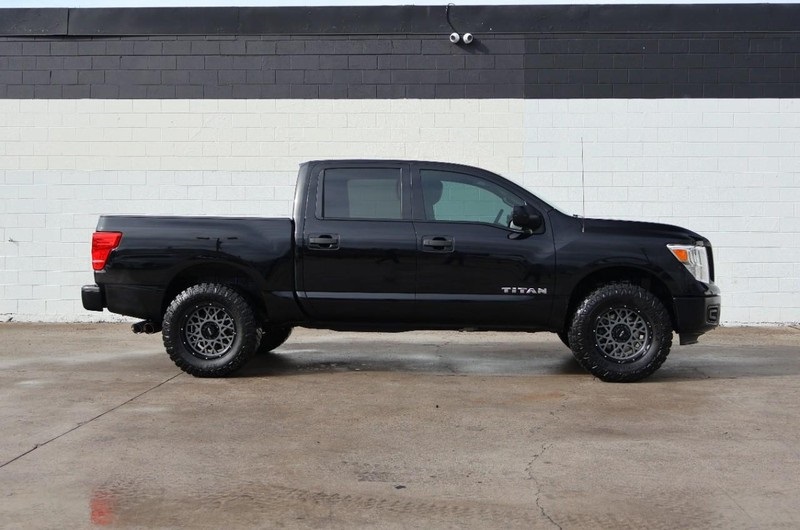 2018 Nissan Titan S photo 4