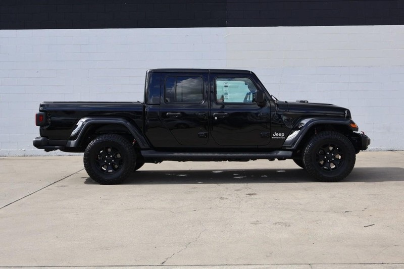 2020 Jeep Gladiator Overland photo 4