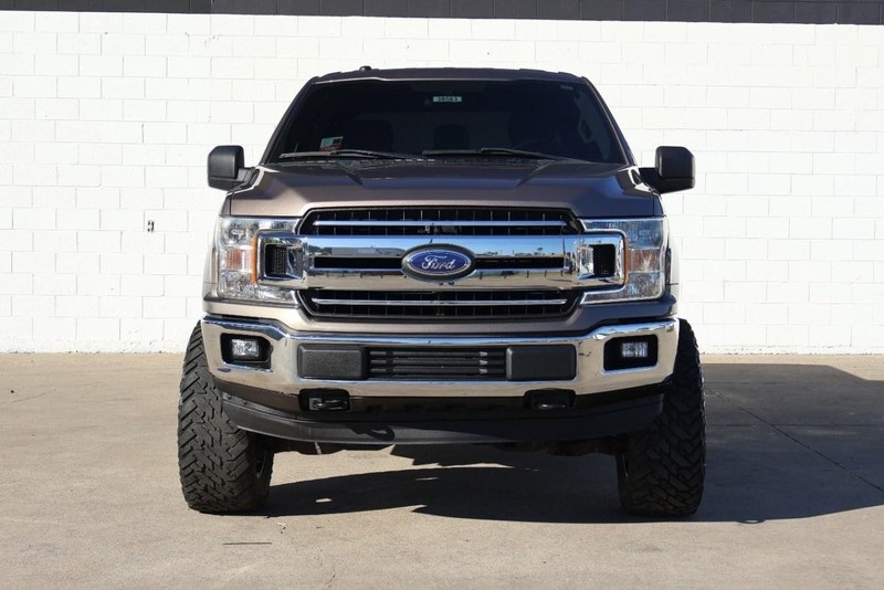 2018 Ford F-150 XLT photo 2