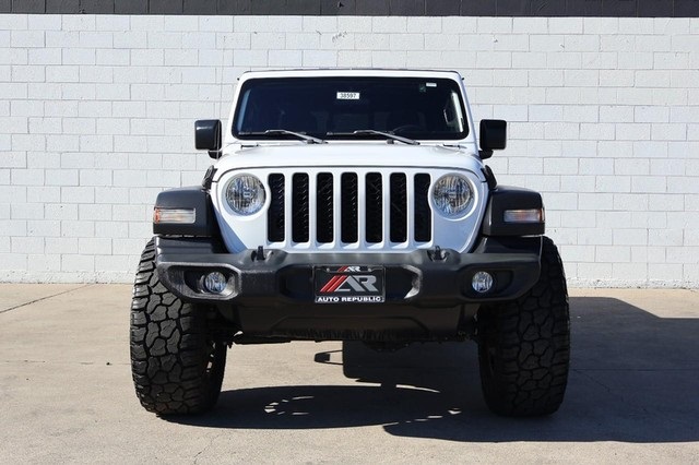 2020 Jeep Gladiator Sport S photo 2