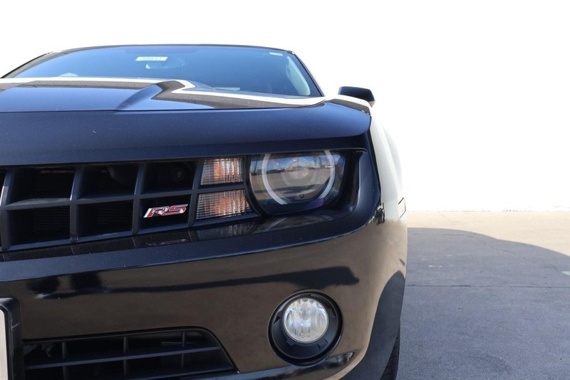 2013 Chevrolet Camaro RS photo 3
