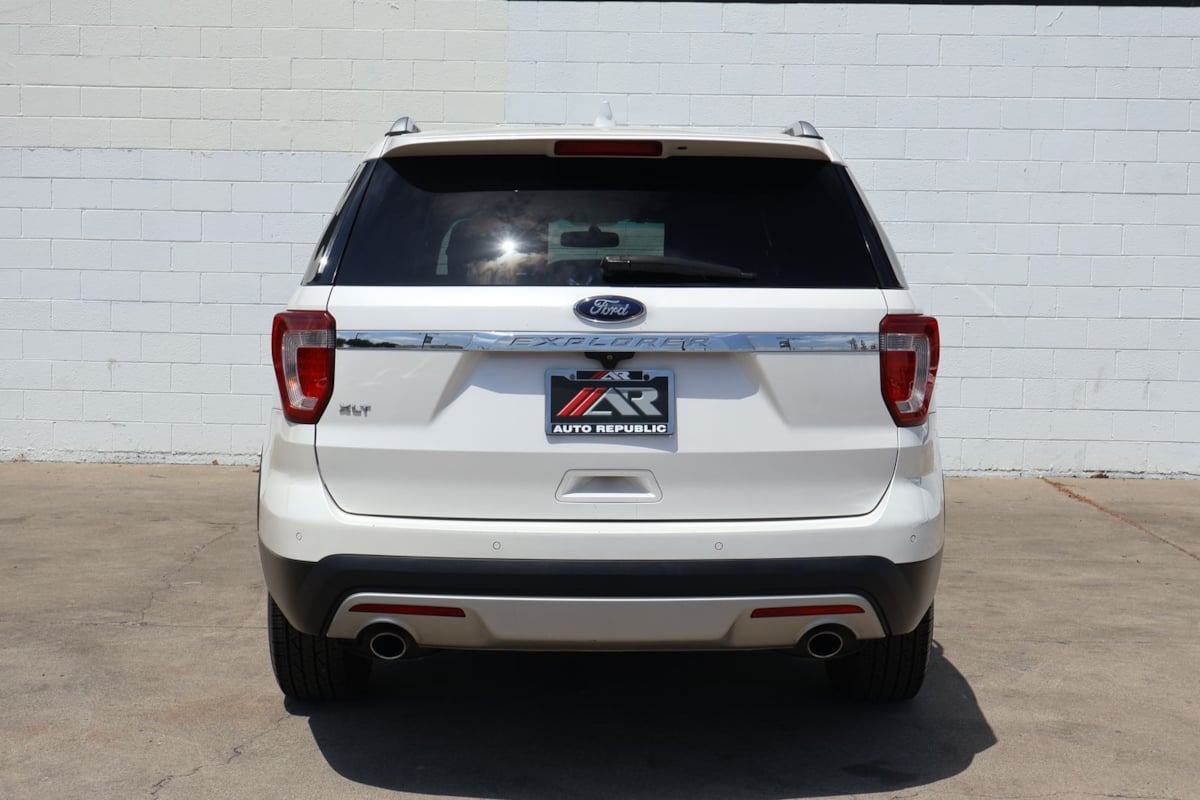 2016 Ford Explorer XLT - Photo 6