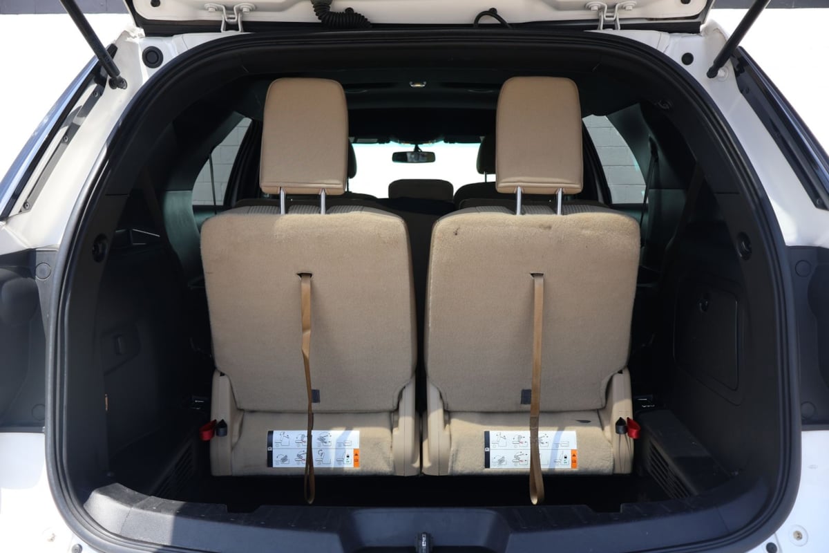 2016 Ford Explorer XLT - Photo 8