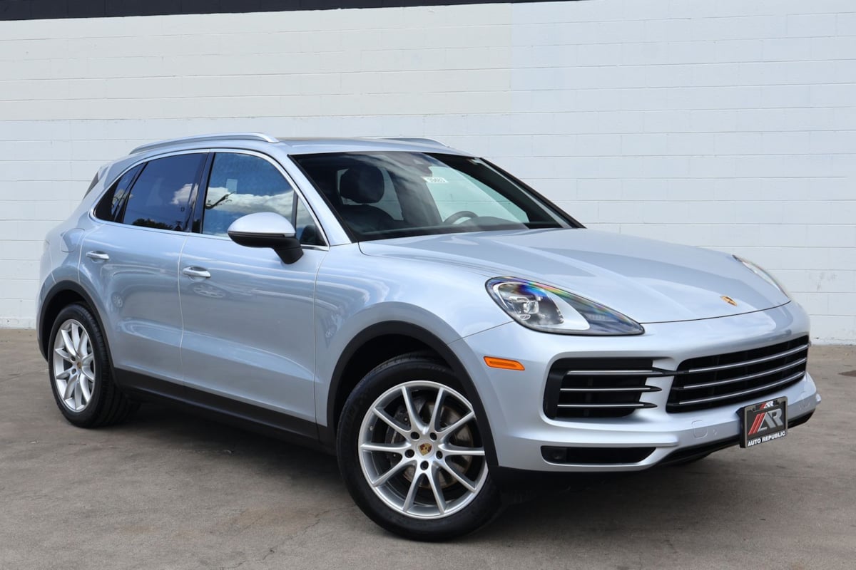 2019 Porsche Cayenne -'s photo