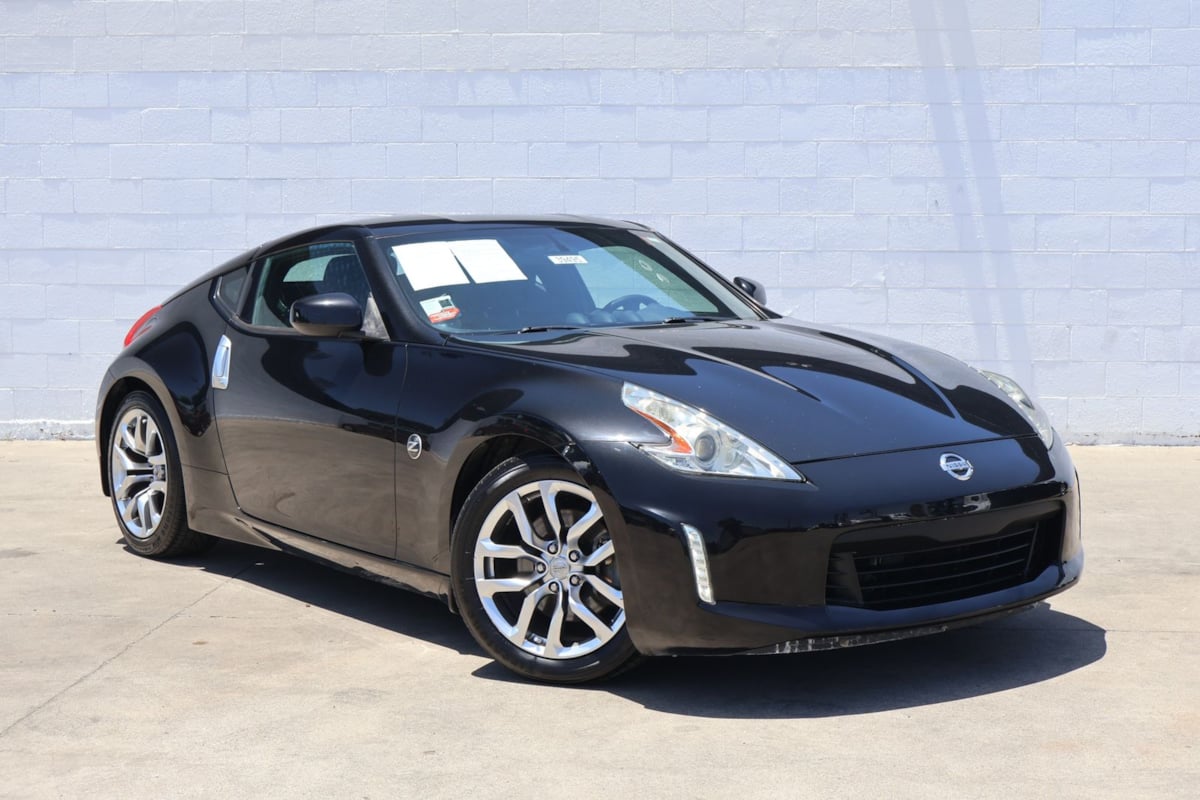 2014 Nissan 370Z Coupe's photo