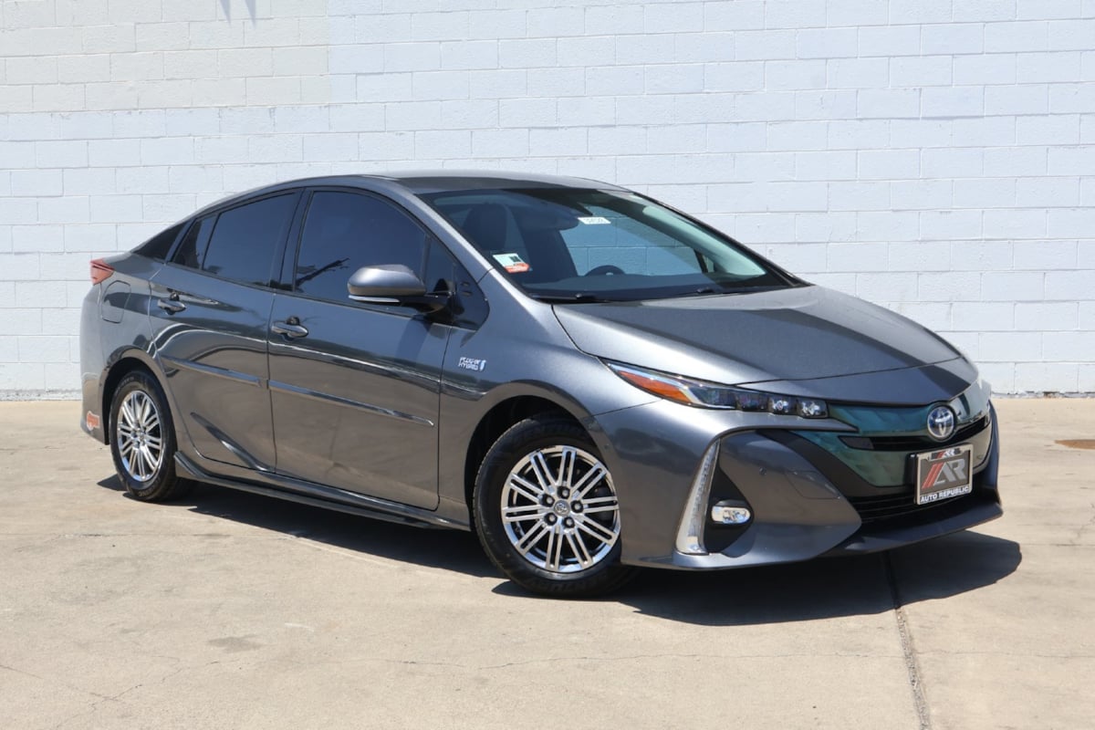2019 Toyota Prius Prime Plus/Premium/Advanced