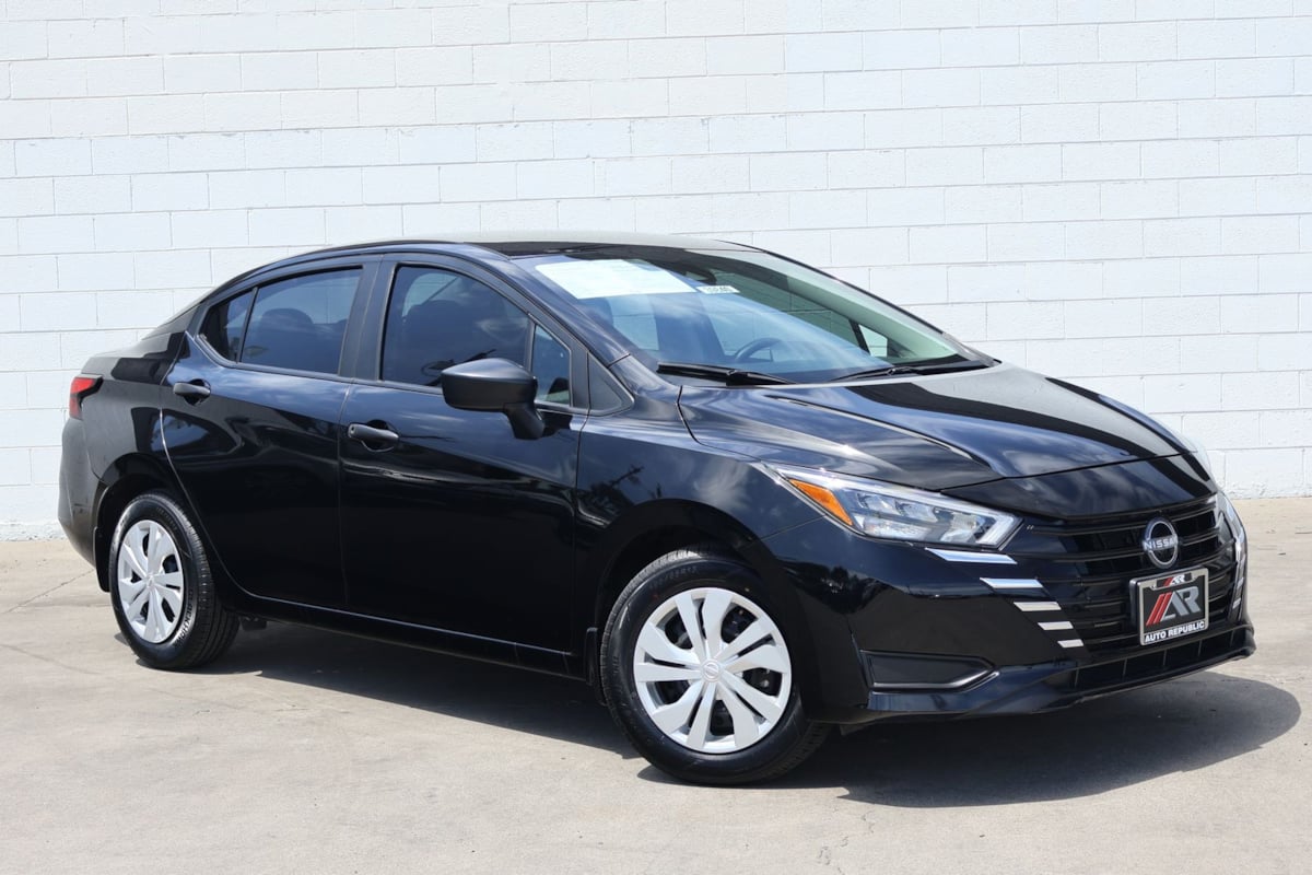 2025 Nissan Versa S