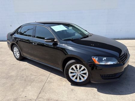 2013 Volkswagen Passat S