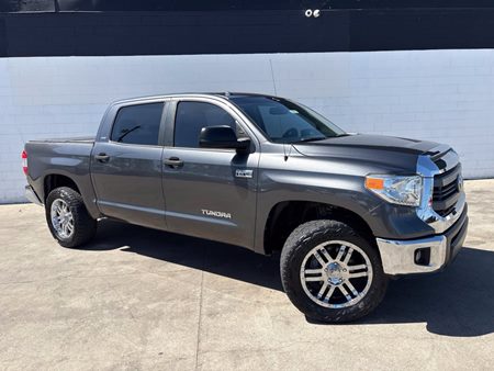 2014 Toyota Tundra 4WD Truck SR5