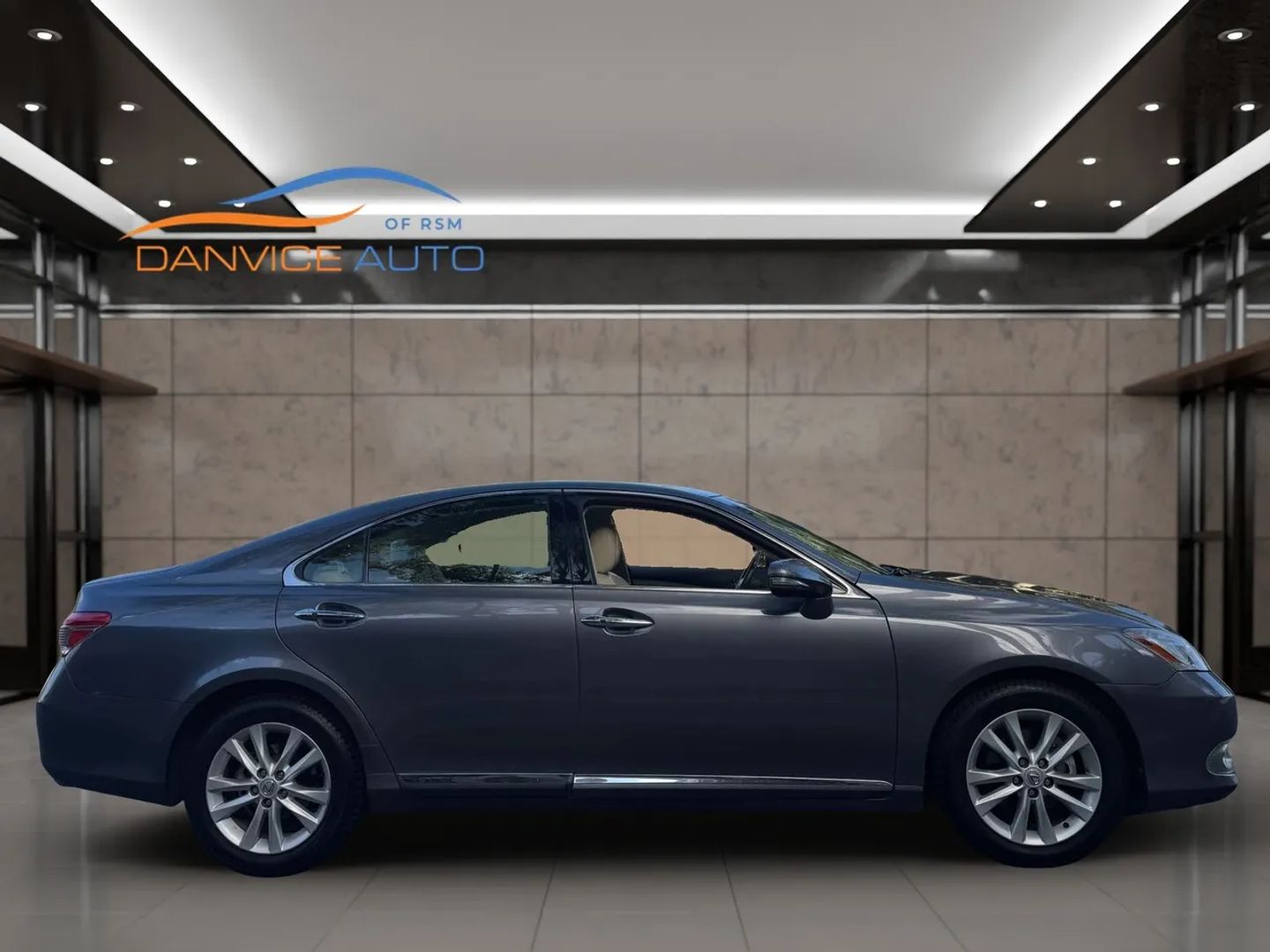 View vehicle photo 6