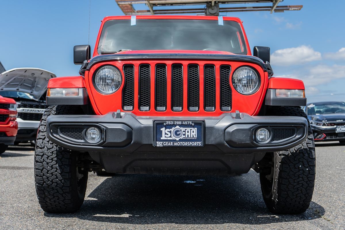 2021 Jeep Wrangler Unlimited Sahara photo 3