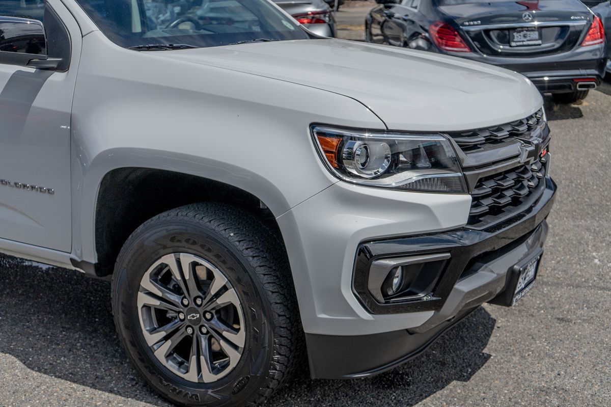 2022 Chevrolet Colorado Z71 photo 10