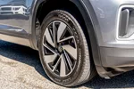 2024 Volkswagen Atlas SE Technology photo 5