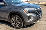 2024 Volkswagen Atlas SE Technology photo 6