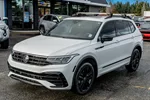 2022 Volkswagen Tiguan SE R-Line Black photo 2