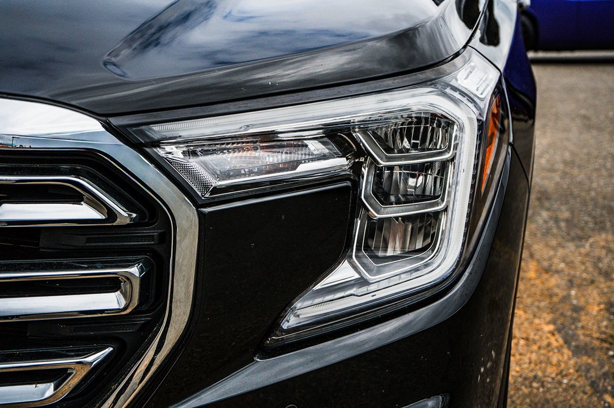 2022 GMC Terrain SLT - Photo 7