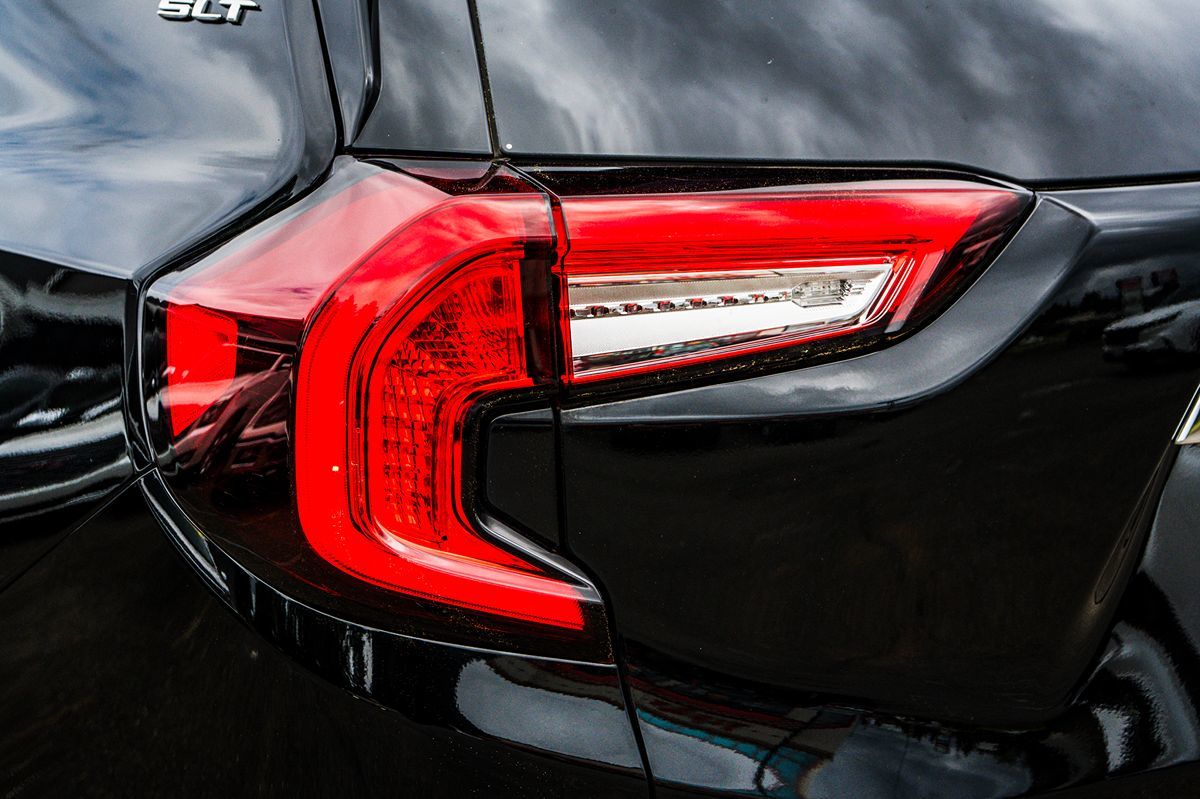 2022 GMC Terrain SLT - Photo 8