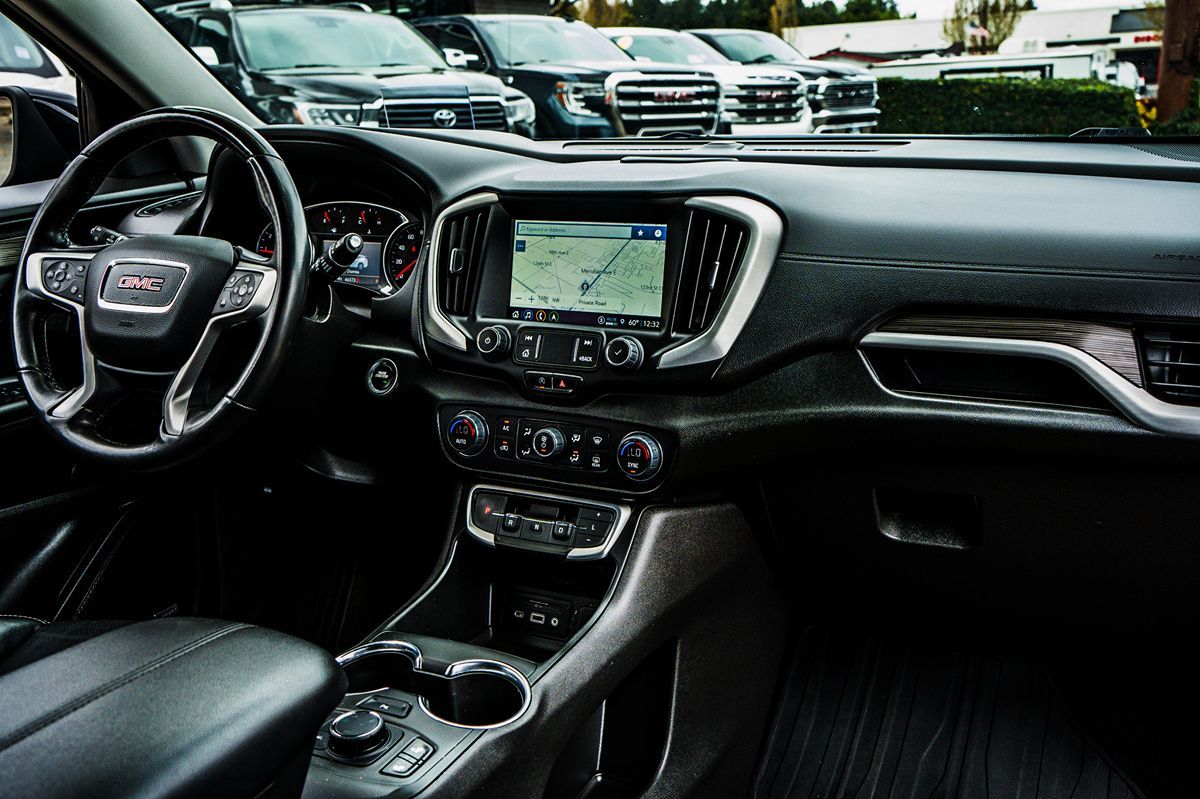 2022 GMC Terrain SLT - Photo 38