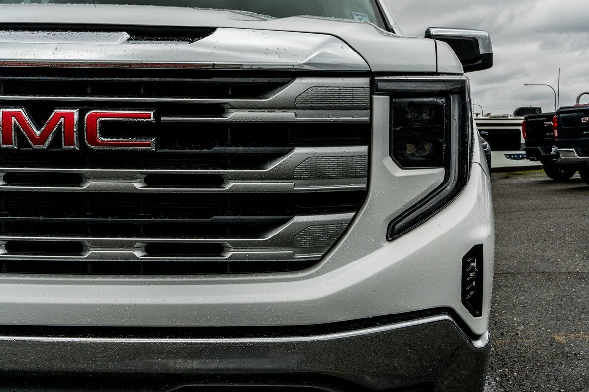 2023 GMC Sierra 1500 SLE - Photo 10
