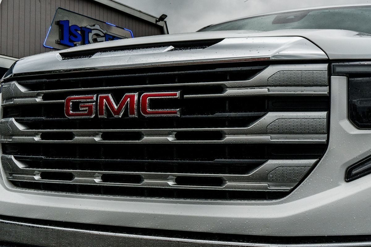 2023 GMC Sierra 1500 SLE - Photo 12