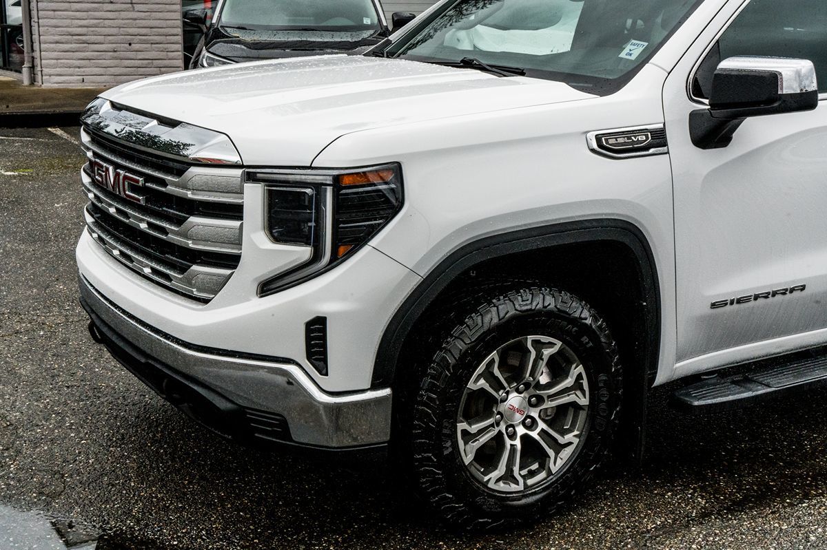 2023 GMC Sierra 1500 SLE - Photo 15