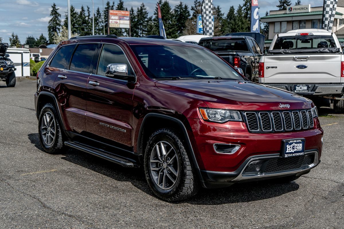 View vehicle photo 6