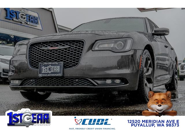 Gray (Granite Crystal Metallic Clearcoat) 2022 Chrysler 300 S V6 RWD Sedan Rear-Wheel Drive Automatic