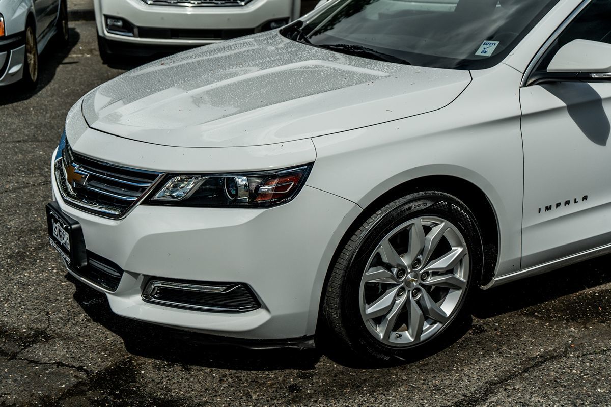 2018 Chevrolet Impala 1LT - Photo 14
