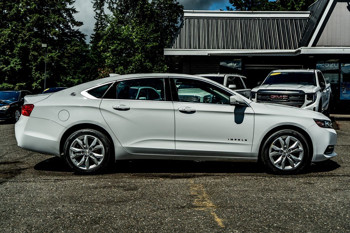 2018 Chevrolet Impala 1LT - Photo 19