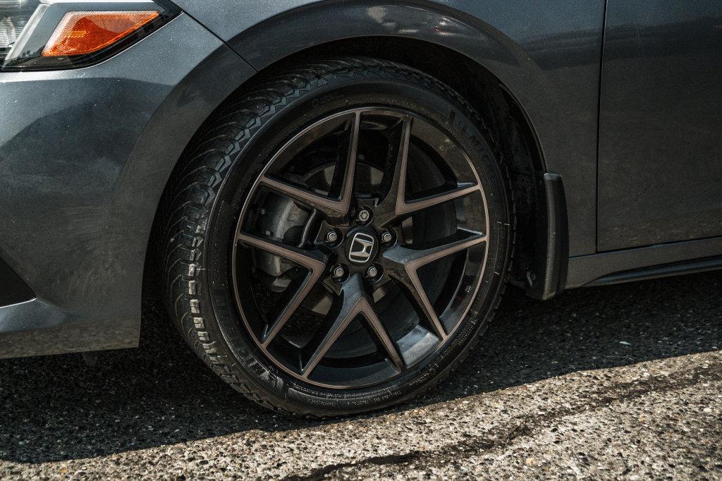 2023 Honda Civic Hatchback Sport Touring - Photo 19