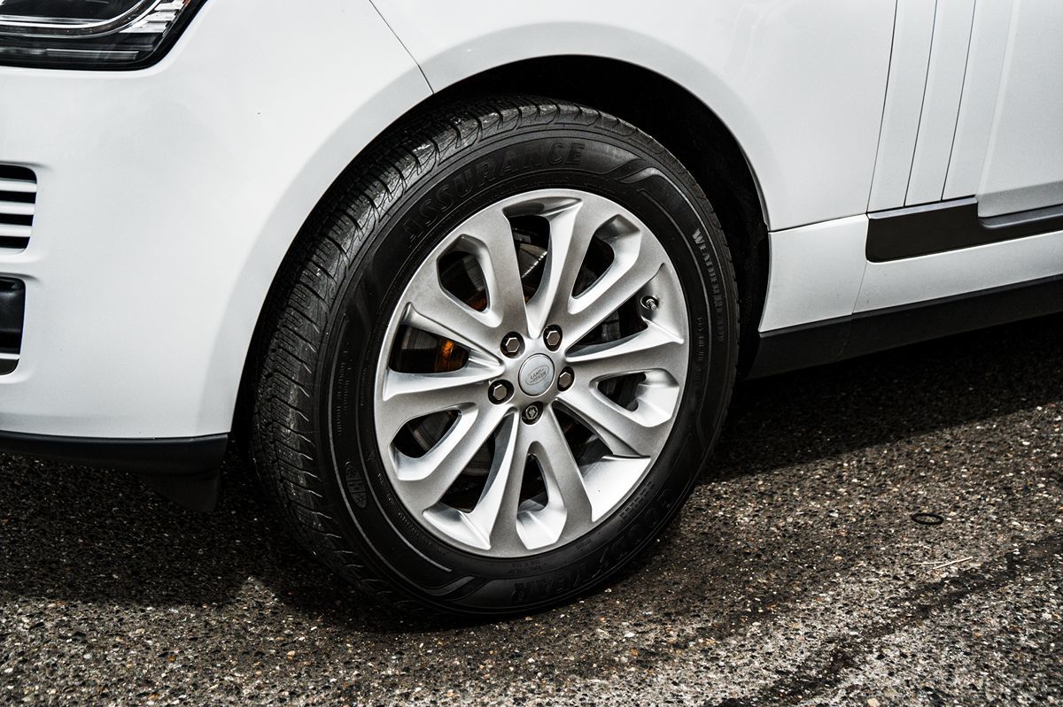 2016 Land Rover Range Rover HSE - Photo 13