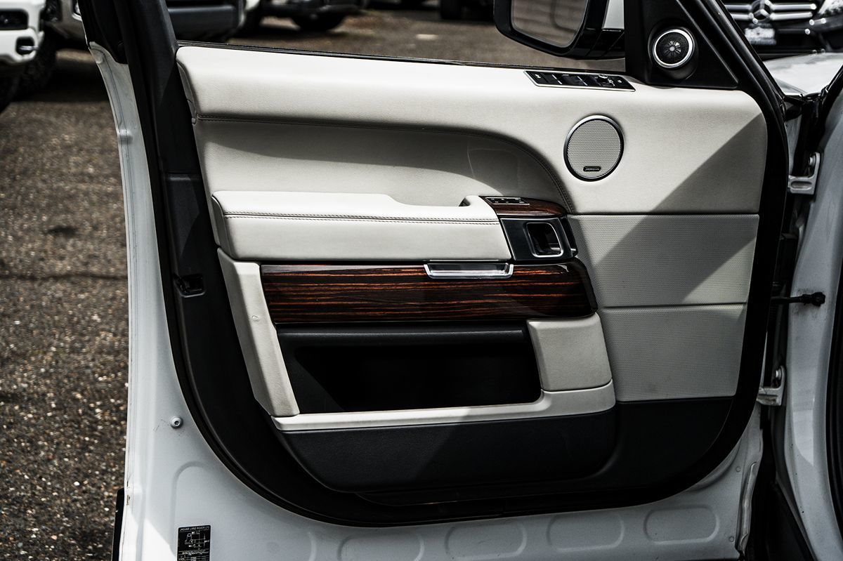 2016 Land Rover Range Rover HSE - Photo 21
