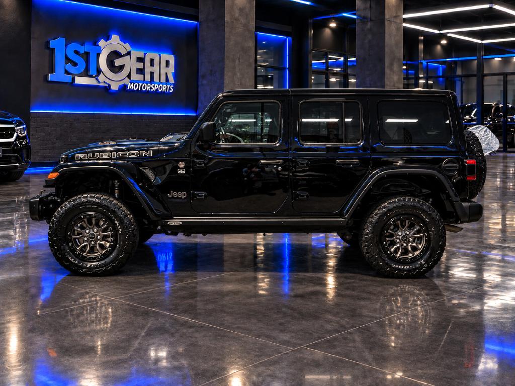 Jeep Wrangler photo 9