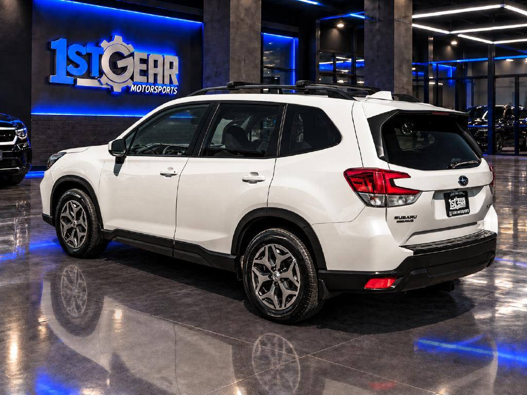 Subaru Forester photo 8