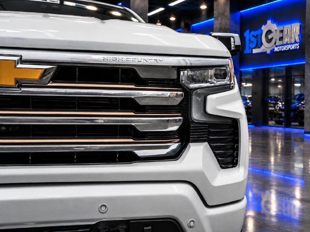 Chevrolet Silverado photo 12