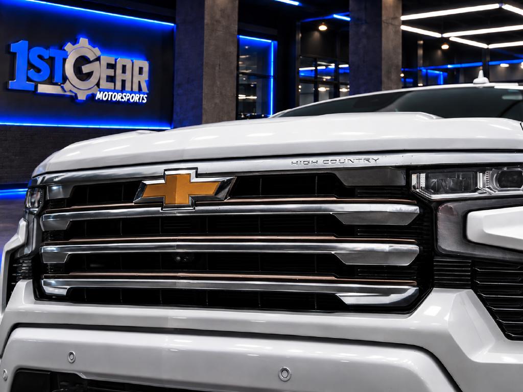 Chevrolet Silverado photo 14